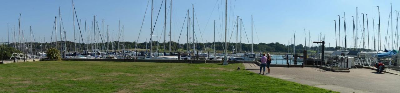 Riverside House Hamble-le-Rice Εξωτερικό φωτογραφία
